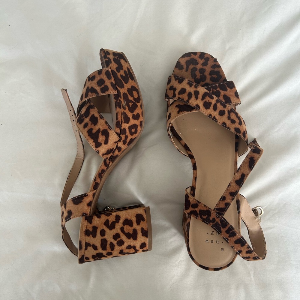 A New Day Cheetah Platform Heels Size 9